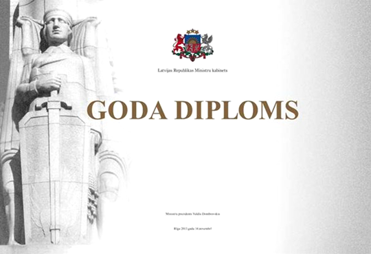 Diploms