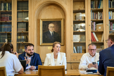 Ministru Prezidente vada  Sadarbības sanāksmi