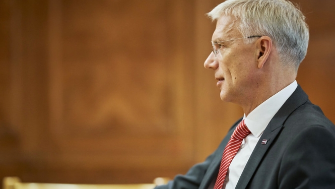 Ministru prezidents Krišjānis Kariņš profilā