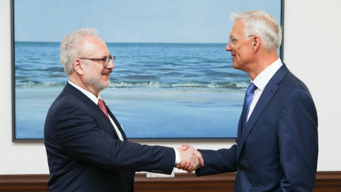 Video un foto: Valsts prezidenta Egila Levita un Ministru prezidenta Krišjāņa Kariņa tikšanās
