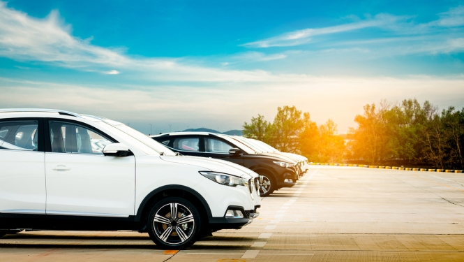 Valdība lemj par pielāgošanas prasībām transportlīdzekļiem ar vadību labajā pusē