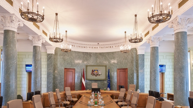 COVID-19 ietekmes mazināšanai komersantiem būs pieejami aizdevumi apgrozāmajiem līdzekļiem un kredītbrīvdienu garantijas