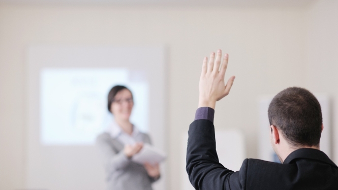 Būtiski palielina ES fondu atbalstu nodarbināto profesionālās kvalifikācijas pilnveidei