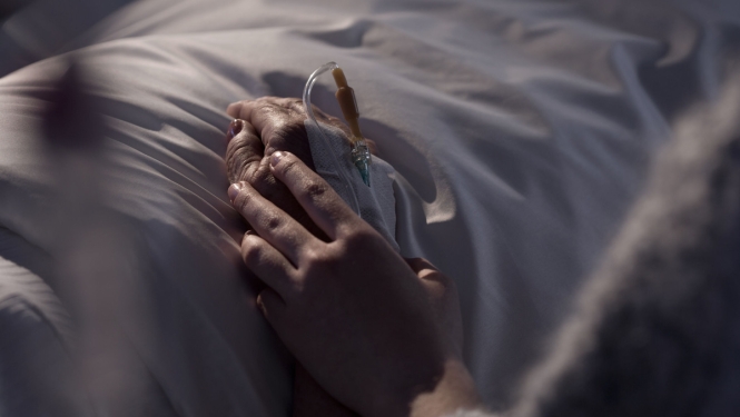 Uzlabos paliatīvās aprūpes pakalpojumus