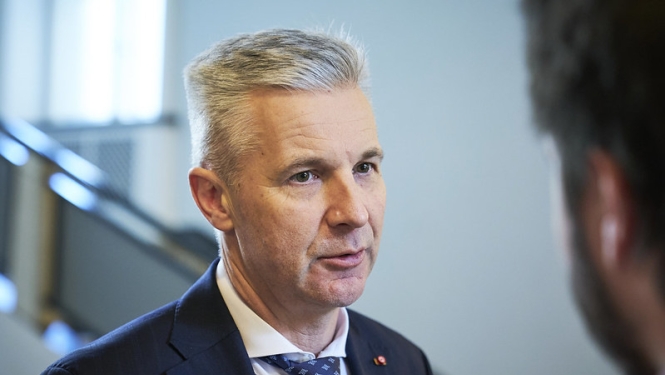 Pabriks tiksies ar Vācijas ekonomikas un enerģētikas ministru