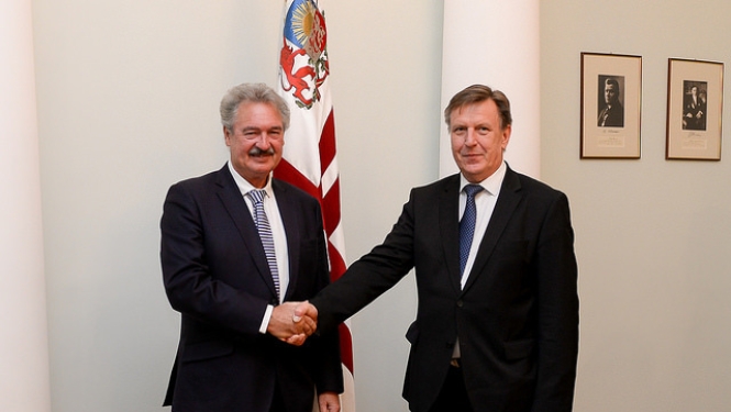 32322991846_b07b9e2d98