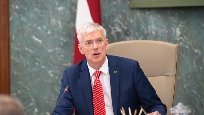 Kariņš ar ministriem pārrunās tautsaimniecības attīstības scenārijus pēc Covid-19 krīzes