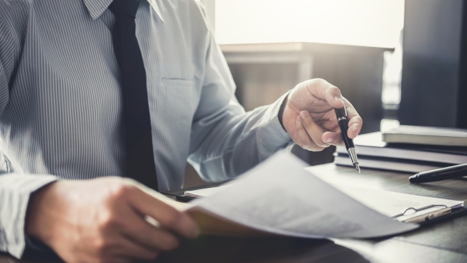 Valdība atbalsta ierosinājumu mainīt privāto testamentu regulējumu