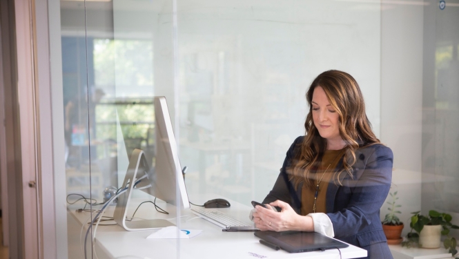 ALTUM programmas Covid-19 ietekmes pārvarēšanai uzņēmējiem pieejamas arī nākamgad