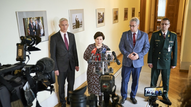 Kariņš sasaucis Krīzes vadības padomi saistībā ar PVO paziņojumu par Covid-19 globālo pandēmiju