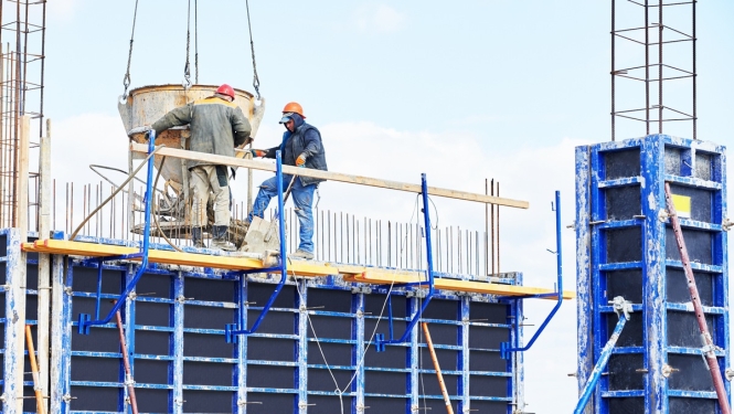 Precizē prasības dzīvojamās mājas, tās konstrukciju, kā arī tajā esošo iekārtu un inženiertīklu vizuālajai apskatei un energoefektivitātei