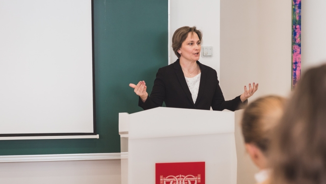 Analizē aktuālos jautājumus par ieguldījumu aizsardzības nākotni Eiropā