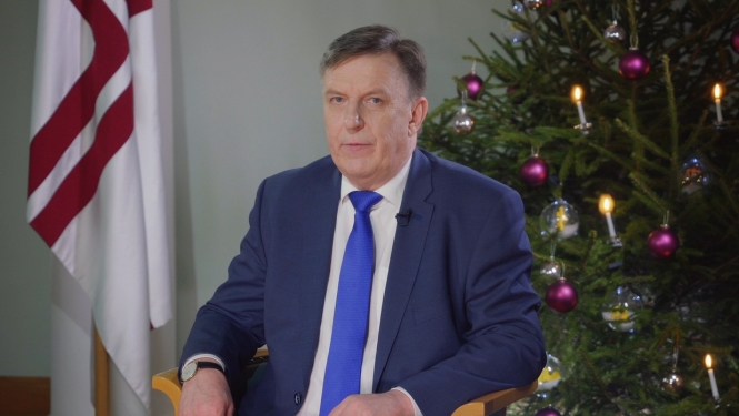 Laimīgu Jauno 2019. gadu!