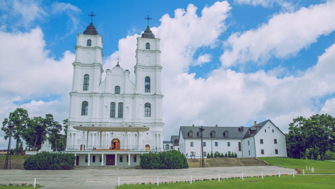Kariņš aicina iedzīvotājus svētku laikā būt piesardzīgiem un atbildīgās iestādes – sekot līdzi sabiedrības veselības drošībai