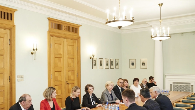 Kariņš ar mazākumtautību organizācijām pārrunā sabiedrības integrācijas jautājumus