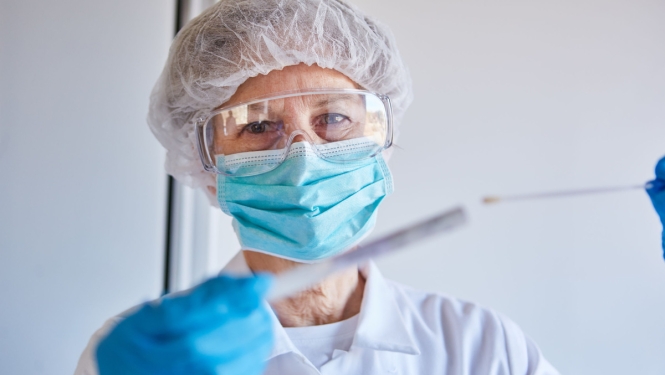 Latvijā laboratorijas varēs izmantot ātros molekulāri bioloģiskos COVID-19 testus