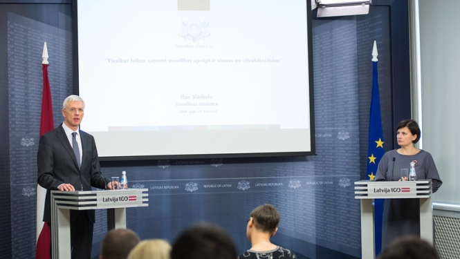 Kariņš ar Viņķeli vienojas par tuvākajos trīs mēnešos veicamajiem darbiem veselības aprūpes nozarē