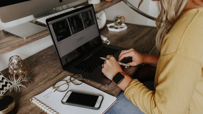 Profesionālā pilnveide notiks attālināti; precizē citus piesardzības pasākumus