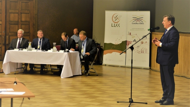 Ministru prezidents: reģionu attīstībai svarīga ir kvalitatīva izglītība un spēja radīt nišas produktus