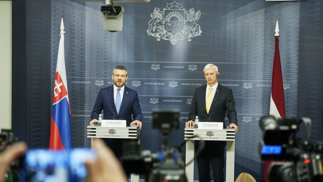 Kariņš: Latvijas un Slovākijas sadarbībai ir daudz iespēju gan ekonomikas, gan drošības politikas jautājumos