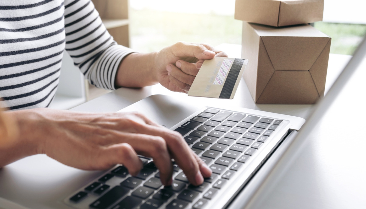 Apvienos Iedzīvotāju un Civilstāvokļa aktu reģistrus