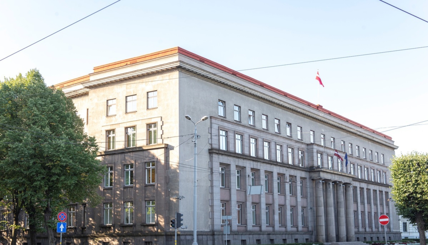 Ministru prezidents apstiprina padomnieku biroja sastāvu