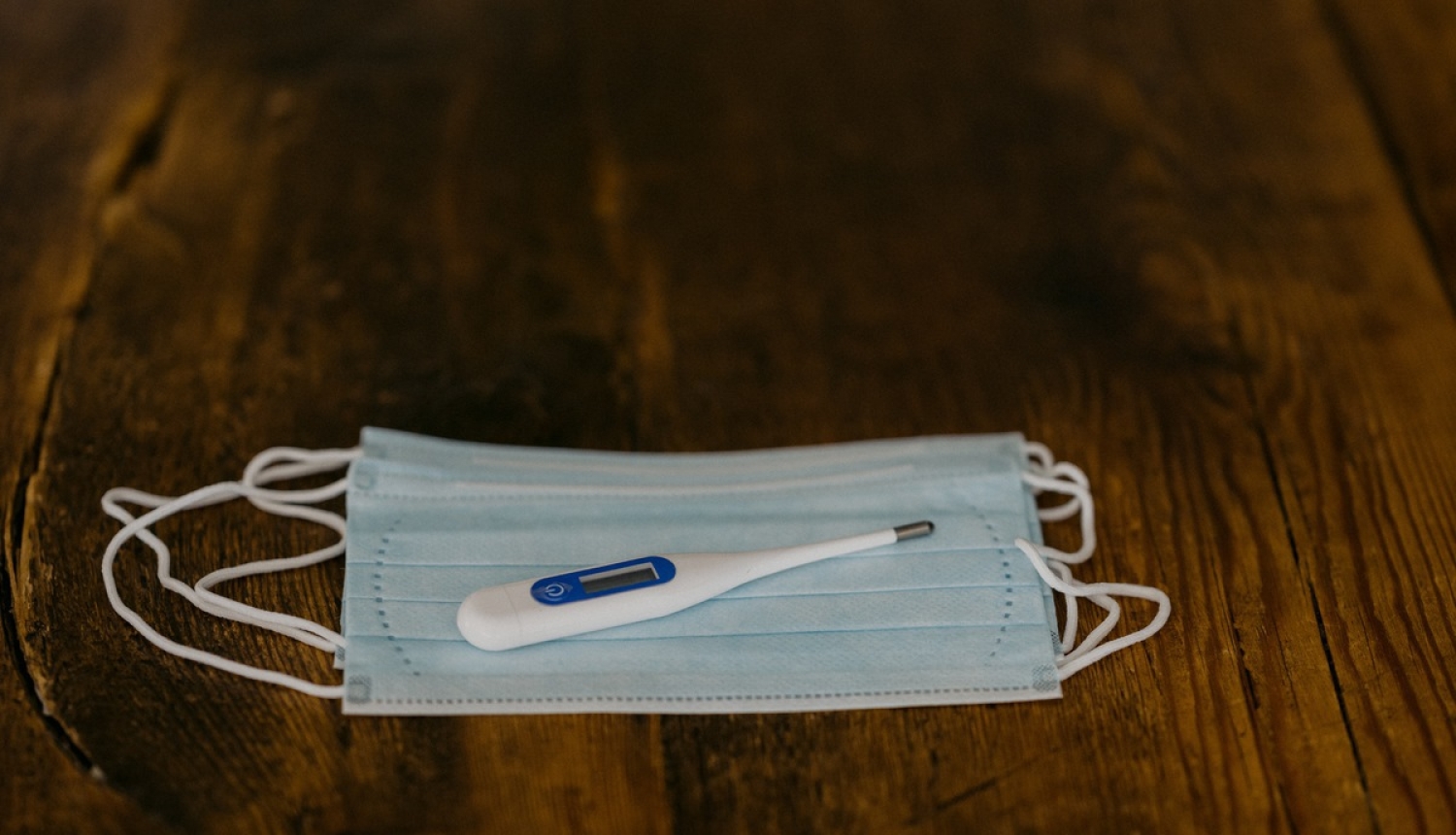 VM: Šobrīd jāatjauno prasmes sadzīvot ar Covid-19 tā, lai varētu atgriezties ierastajā dzīvē