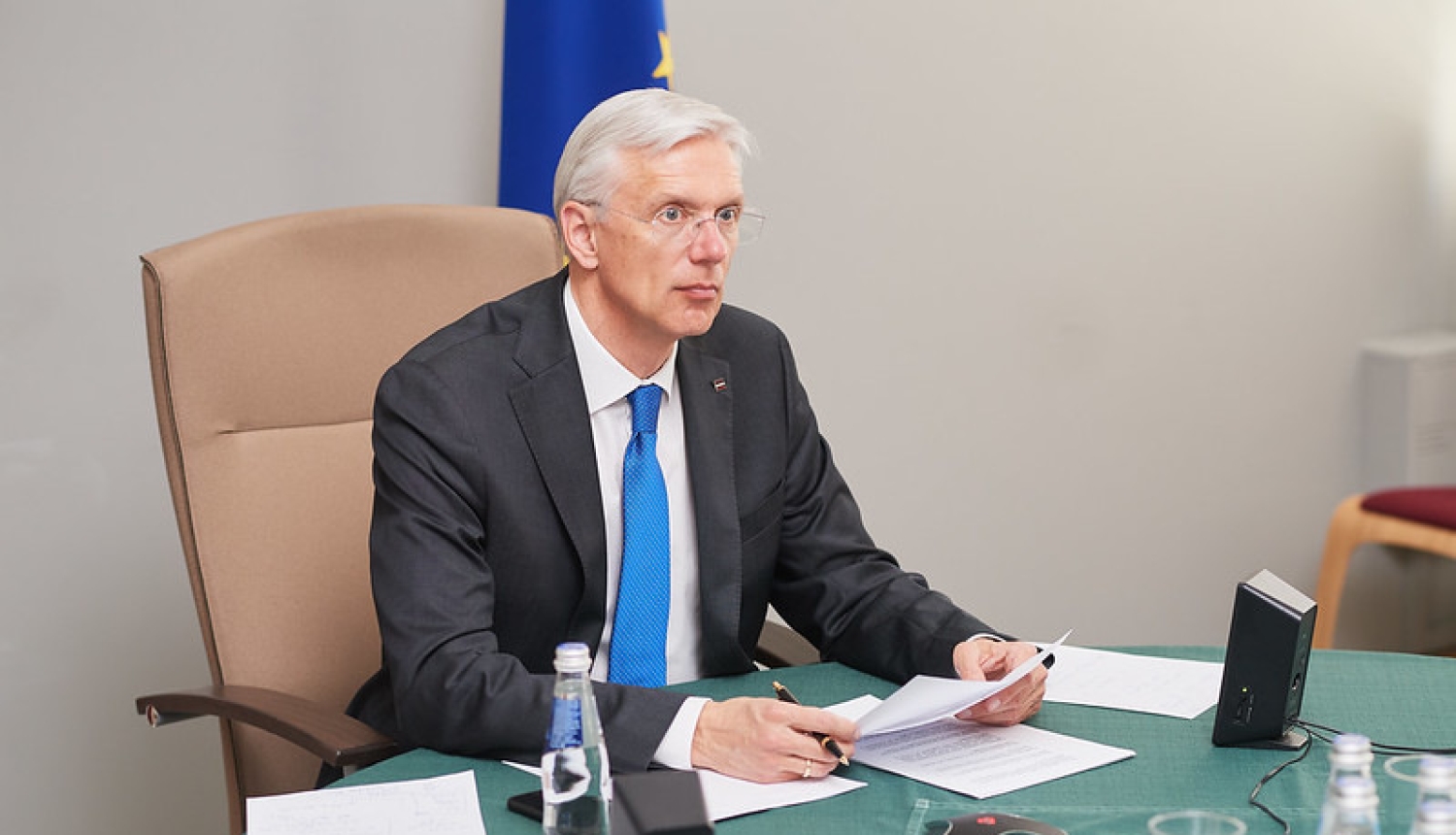 Kariņš: pedagogu atalgojuma jautājumā nepieciešams ilgtermiņa risinājums; piedāvās par to lemt nākamajā Sadarbības sanāksmē