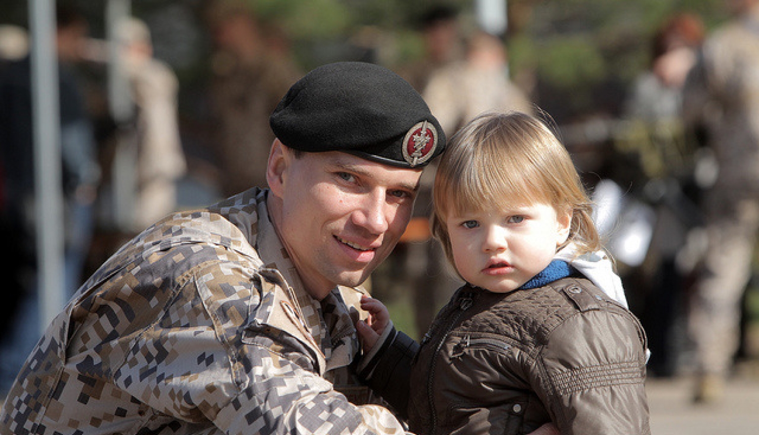 10.jūlijā – Latvijas armijas dzimšanas dienā – pasveicini karavīru!