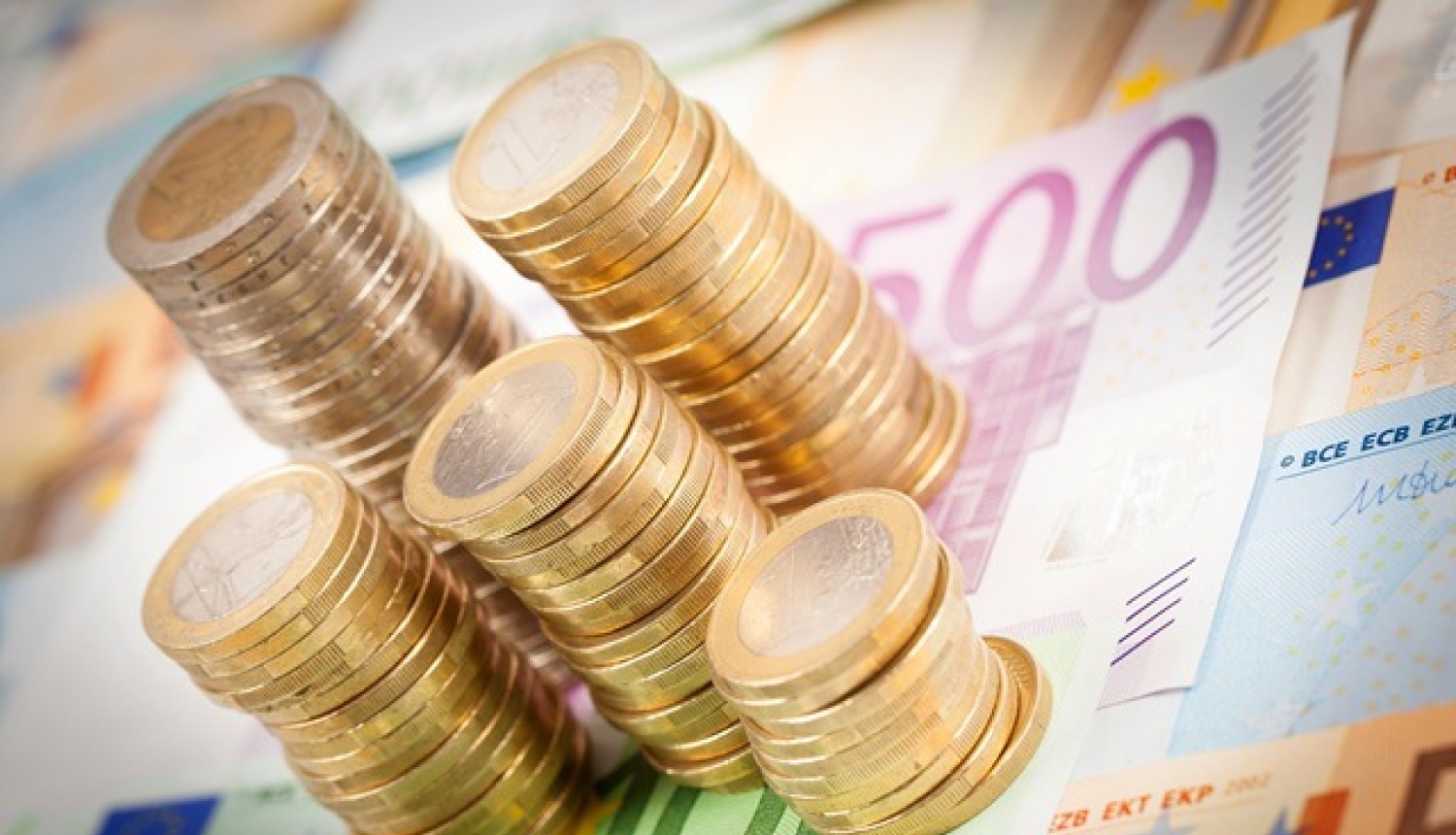 Finanšu ministrija mudina ES fondu finansējuma saņēmējus pasteigties ar projektu īstenošanu