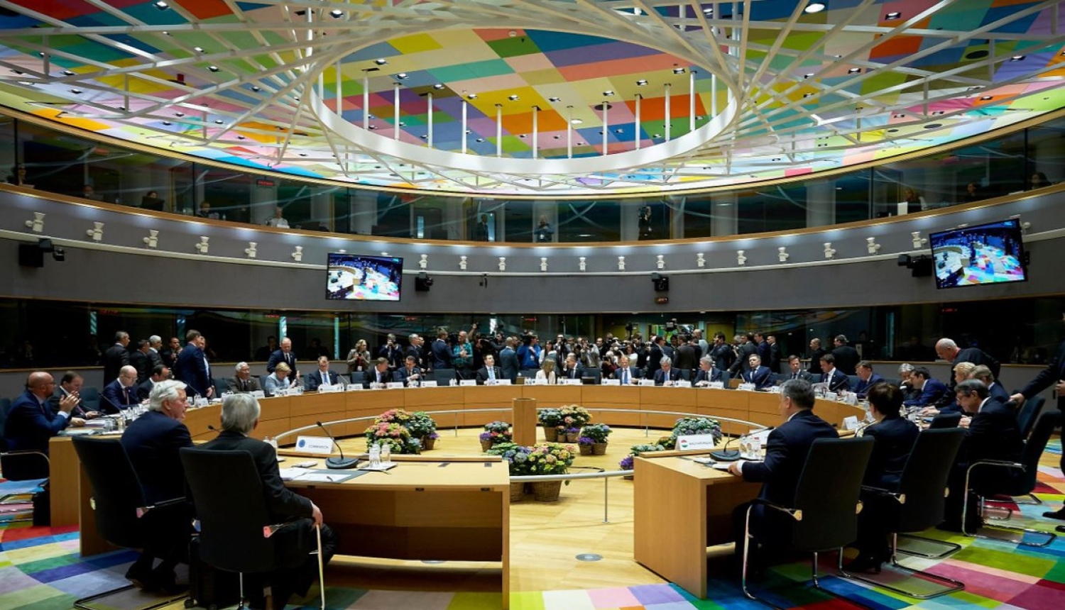 Ministru prezidents Briselē tiksies ar Ž.K.Junkeru un piedalīsies Eiropadomes darbā