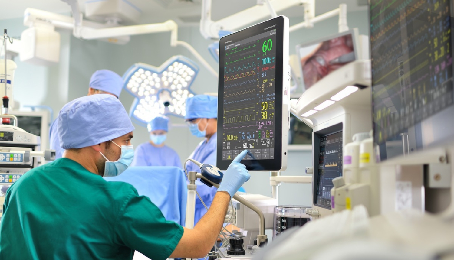 Piešķir papildu finansējumu veselības nozares stiprināšanai