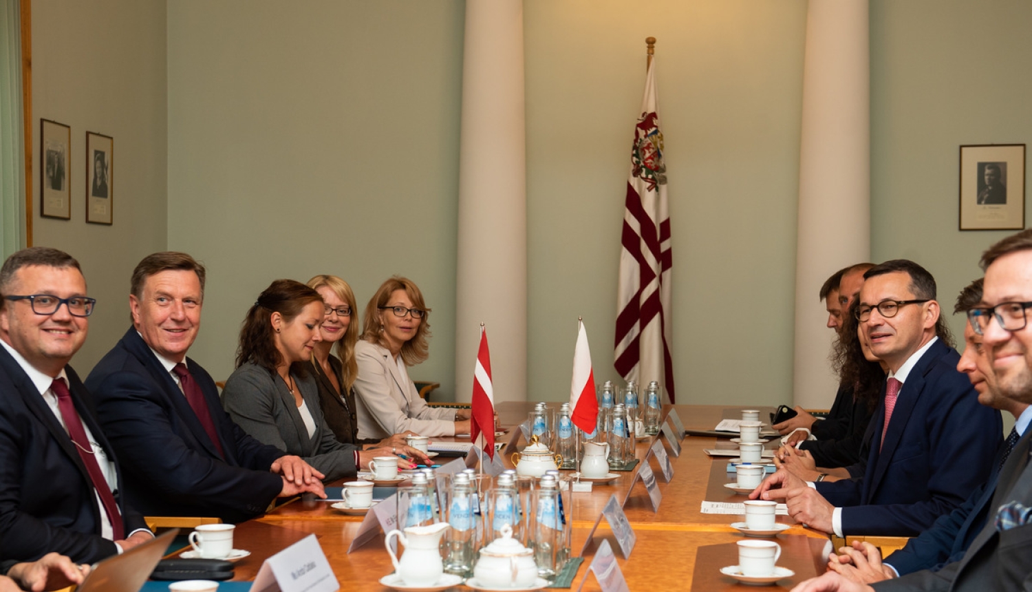 Ministru prezidents ar Polijas premjeru apspriež drošību Baltijas reģionā