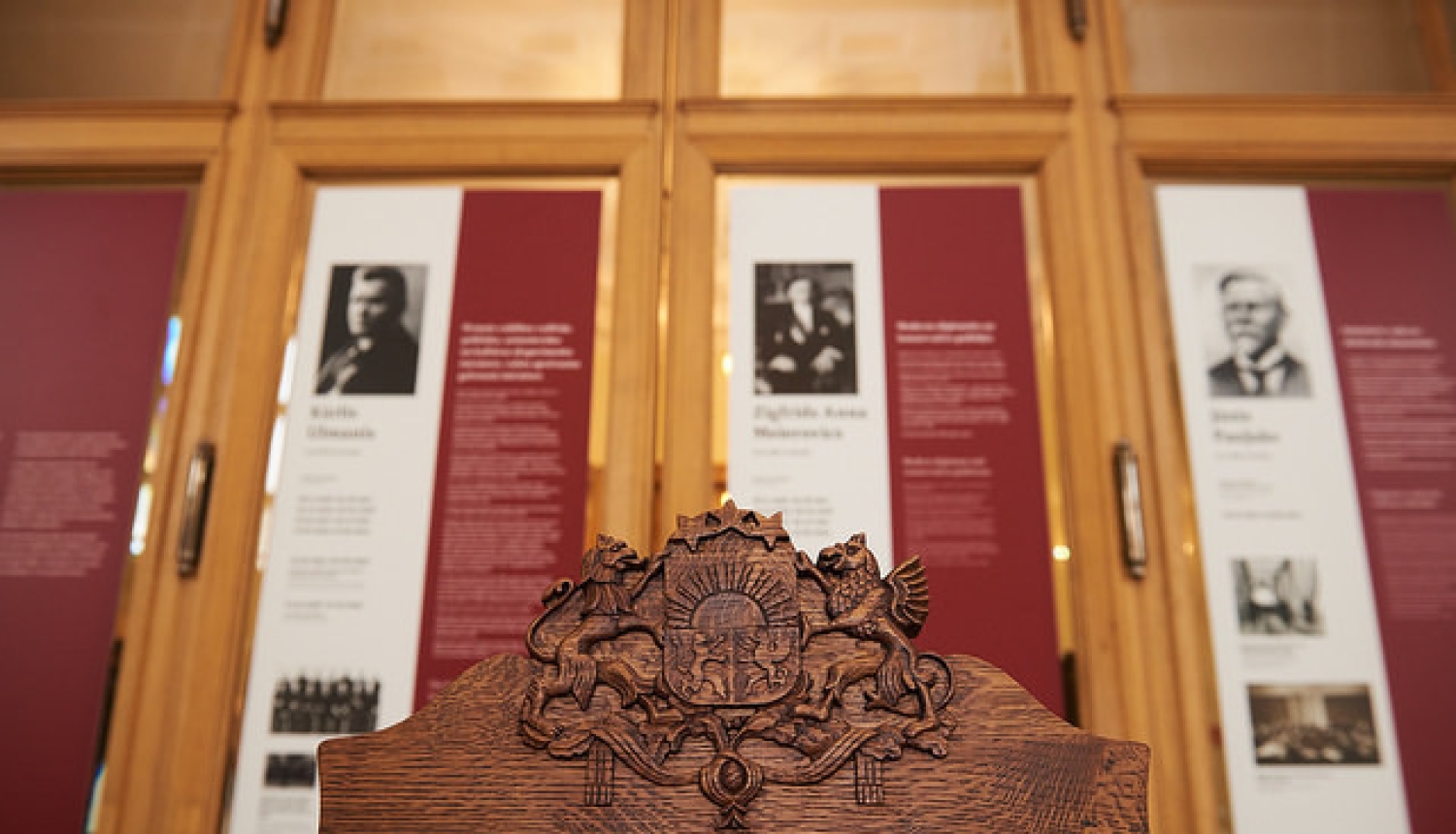 Atzīmē Latvijas valdības pirmās protokolētās sēdes simto gadadienu