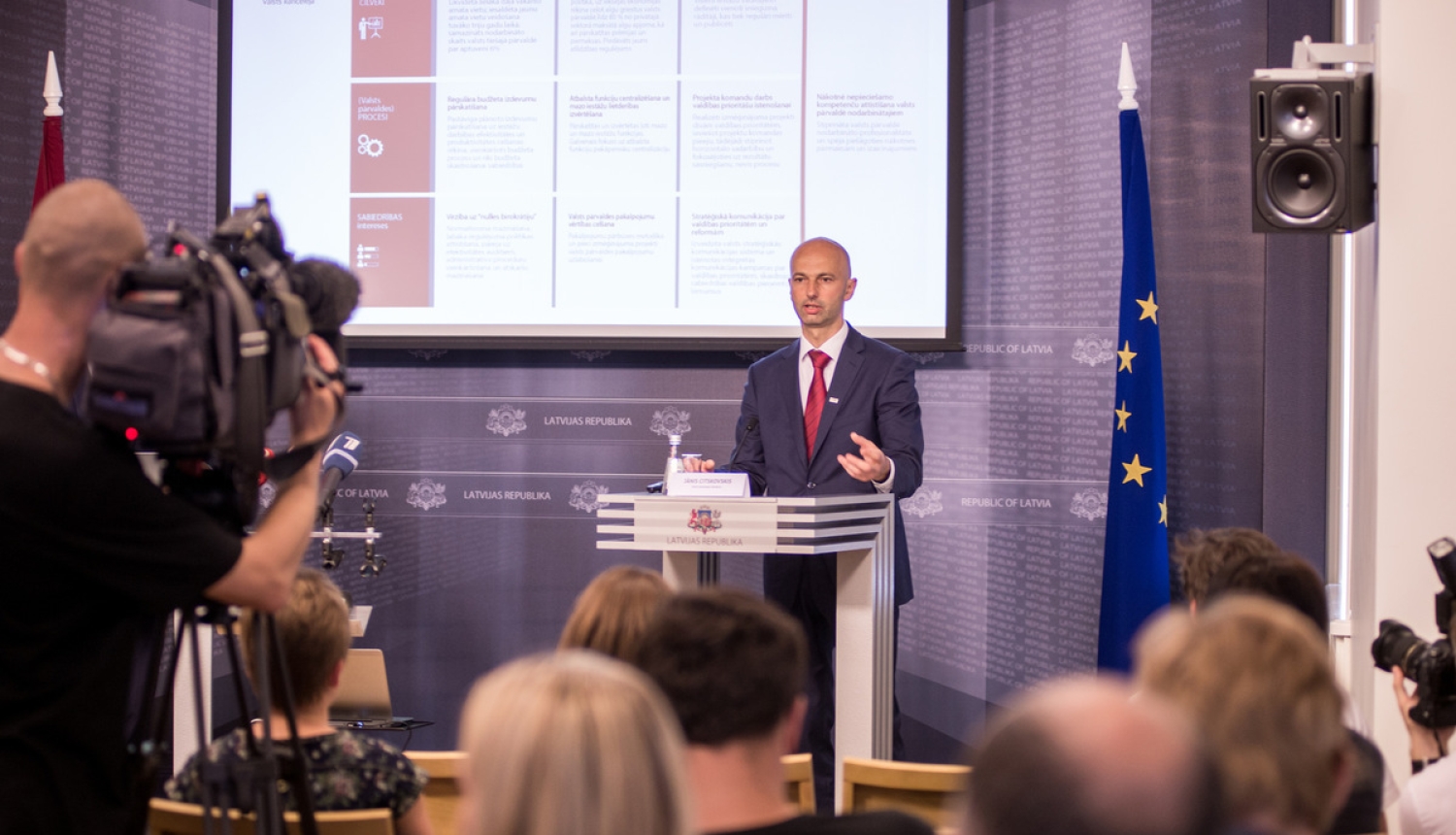 Valsts pārvalde strādās ekonomiskāk, lietderīgāk un efektīvāk