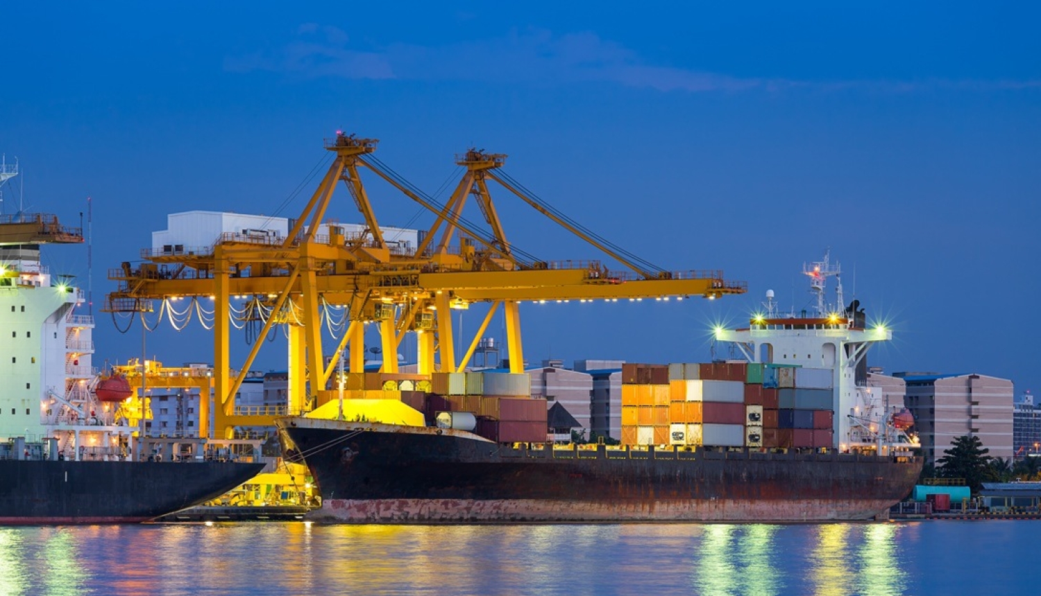 Veiks grozījumus likumā “Par nodokļu piemērošanu brīvostās un speciālajās ekonomiskajās zonās”