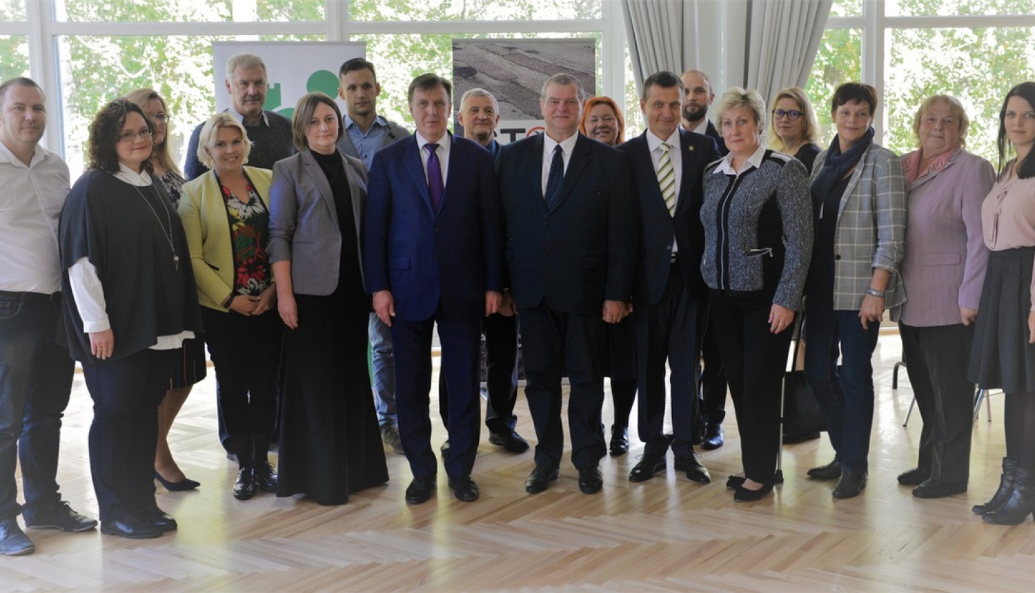 Ministru prezidents reģionālajā vizītē apmeklē Ropažus