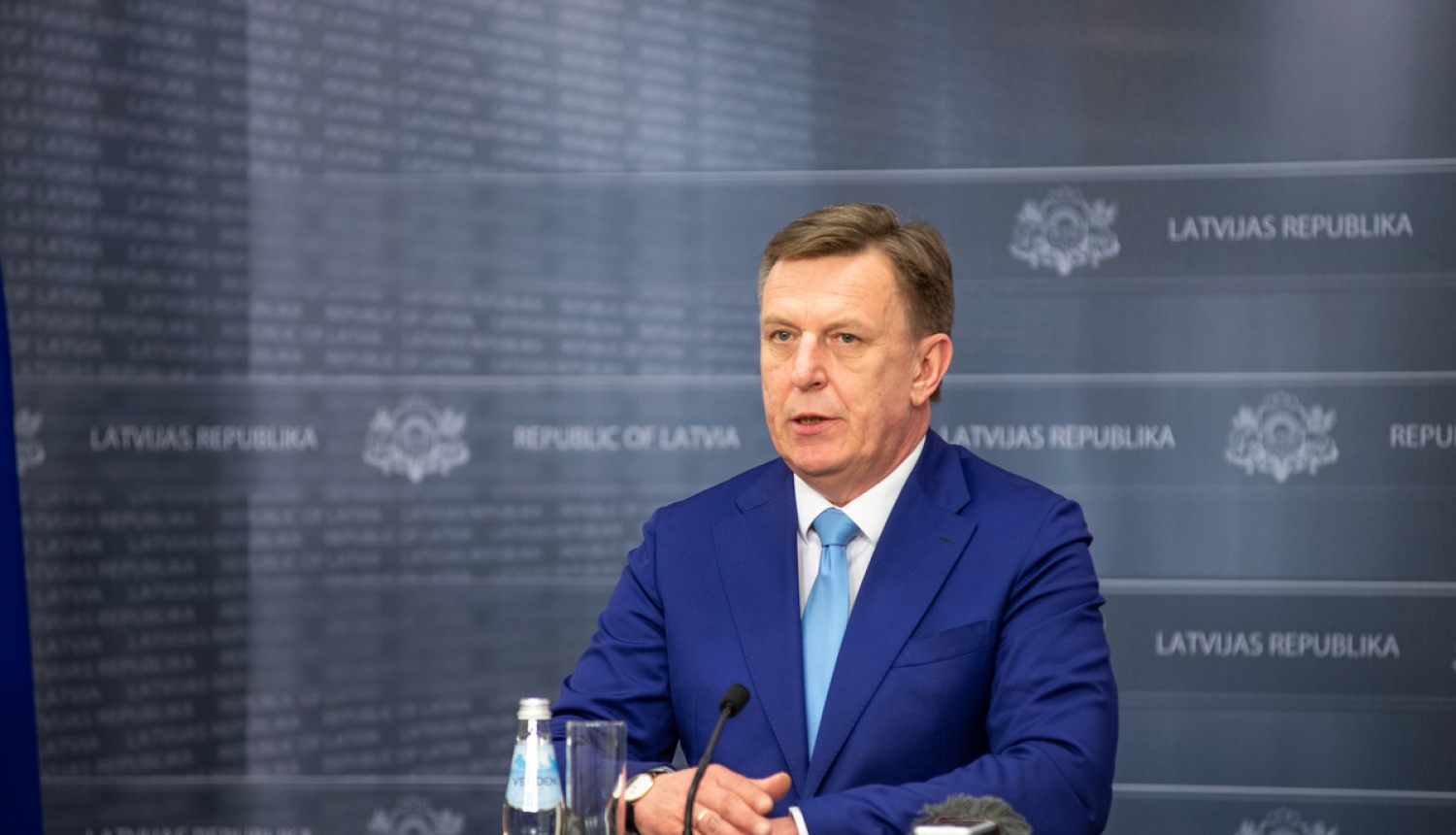 Ministru prezidents: ir svarīgi palielināt sociālās aprūpes centros strādājošo darba novērtējumu