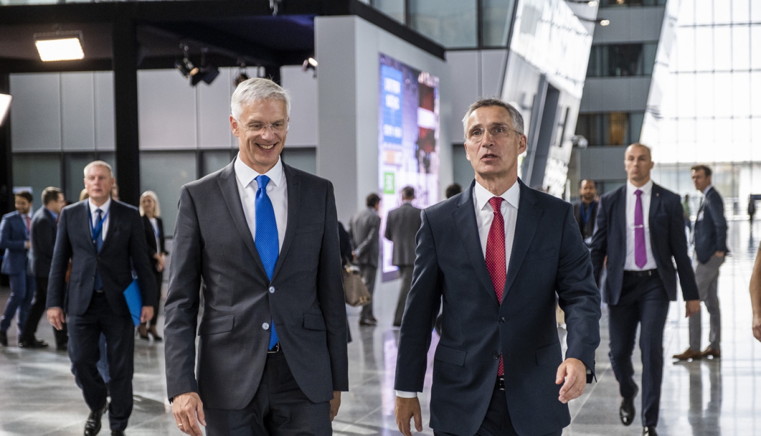 Ministru prezidents tikās ar Eiropas Savienības un NATO augstākajām amatpersonām