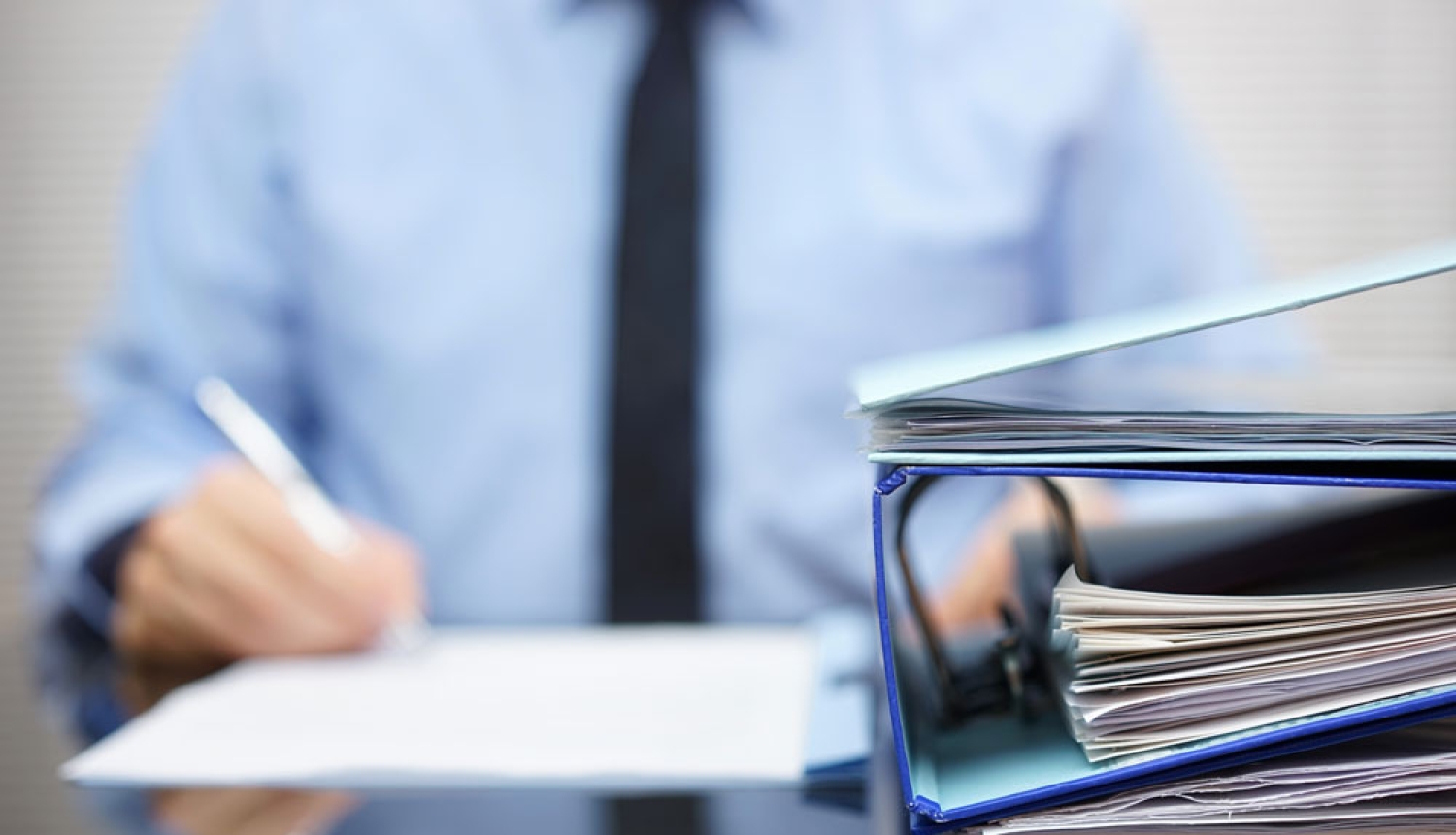 Atvieglo pilsonības iegūšanu ārvalstīs dzīvojošajiem latviešiem un līviem