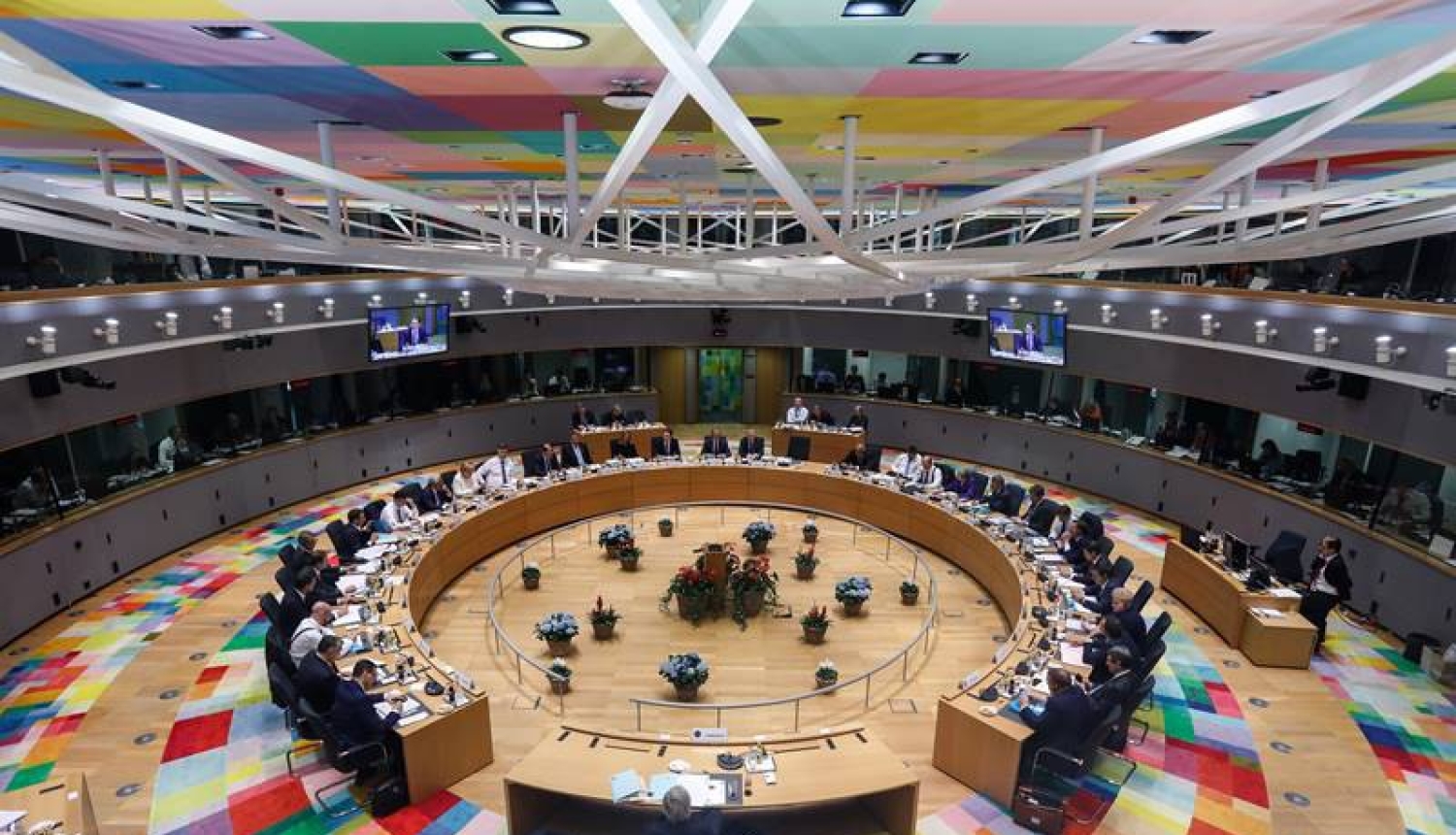 Ministru prezidents Eiropadomē diskutē par Eiropai nozīmīgiem jautājumiem