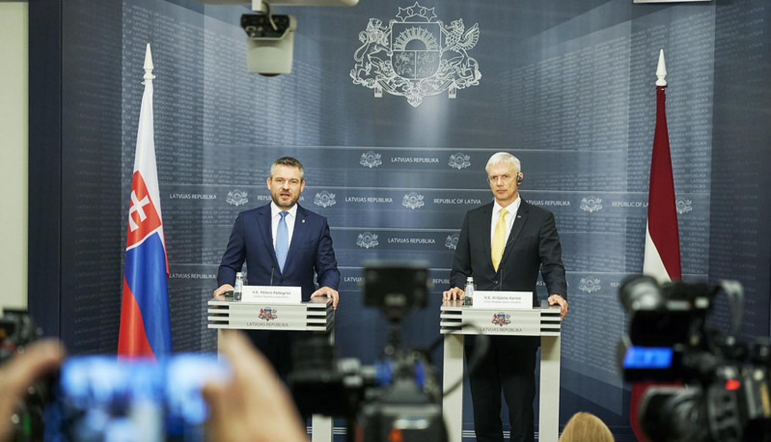 Kariņš: Latvijas un Slovākijas sadarbībai ir daudz iespēju gan ekonomikas, gan drošības politikas jautājumos