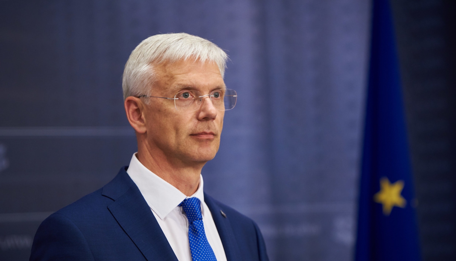 Kariņš: visiem kopīgi ievērojot ierobežojumus un epidemiologu norādījumus, nosargāsim dzīvības un ātrāk atgriezīsimies normālā dzīves ritmā